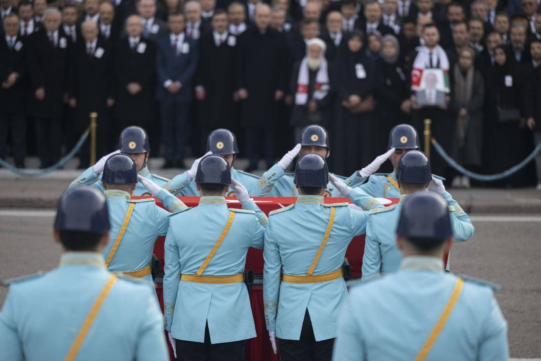Hasan Bitmez için Meclis'te cenaze töreni. Babası Filistin atkısıyla uğurladı - Resim: 17